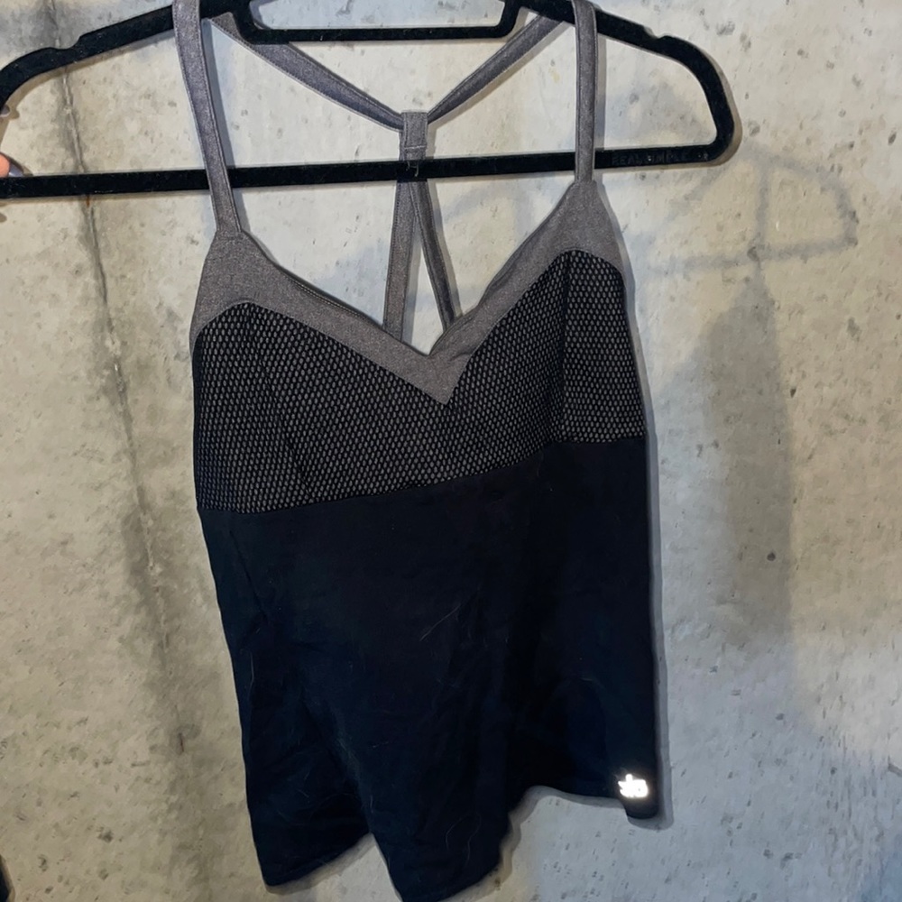 alo yoga workout top